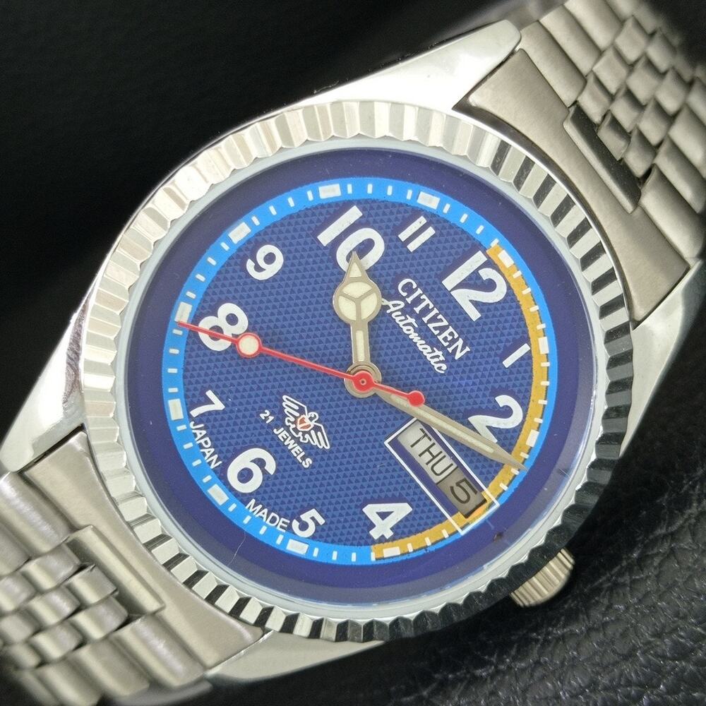 Vintage 1975 Citizen Automatic Mens Silver Watch W/daydate & Blue accents